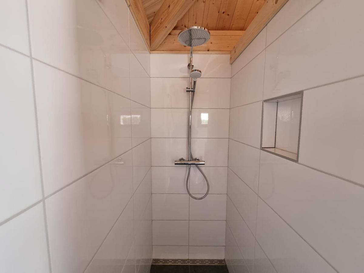 Chalet Met Sauna En Airconditioning Sint Annaland Esterno foto