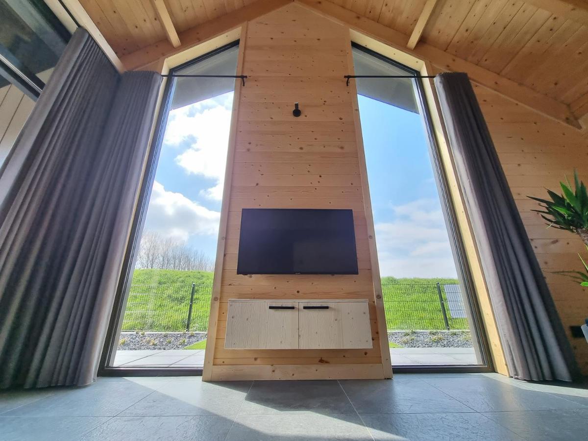 Chalet Met Sauna En Airconditioning Sint Annaland Esterno foto